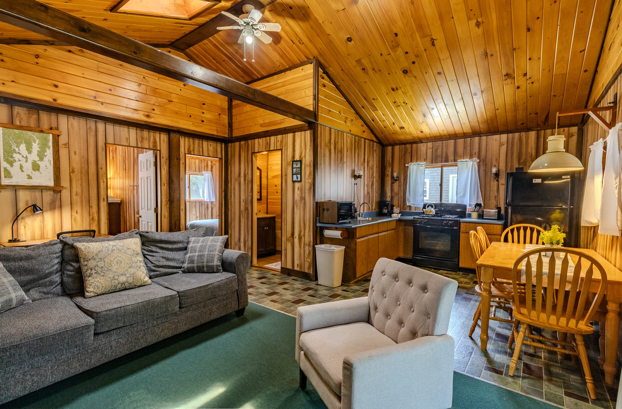 6 https://oceanspraycottages.com/wp-content/uploads/2025/04/6-4.jpg