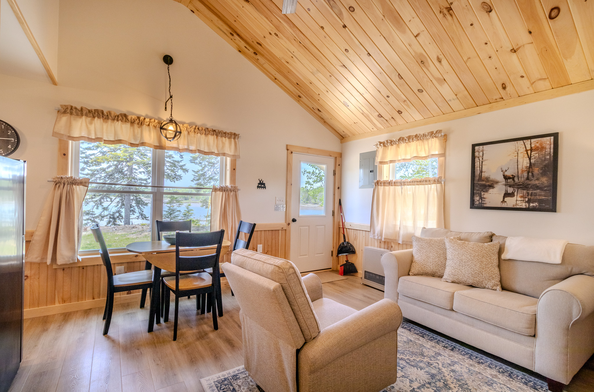 2 https://oceanspraycottages.com/wp-content/uploads/2025/06/2-1.jpg